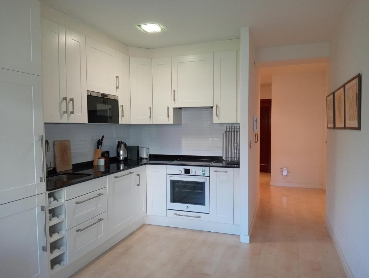 Surf And Art Apartment Parking Gratuito Oviedo Exterior foto
